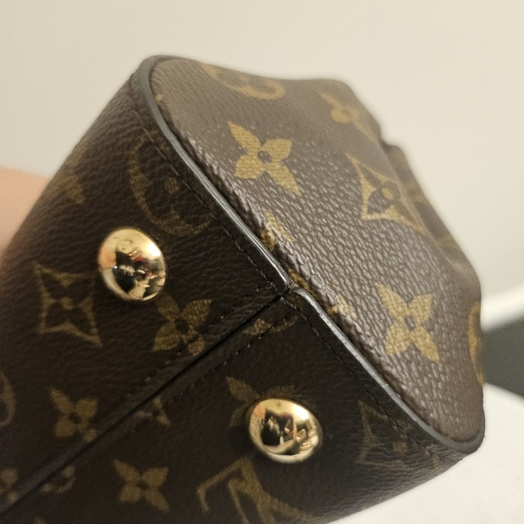 Louis Vuitton Cluny BB Monogram Maison Strap Crossbody - Picture 4 of 16